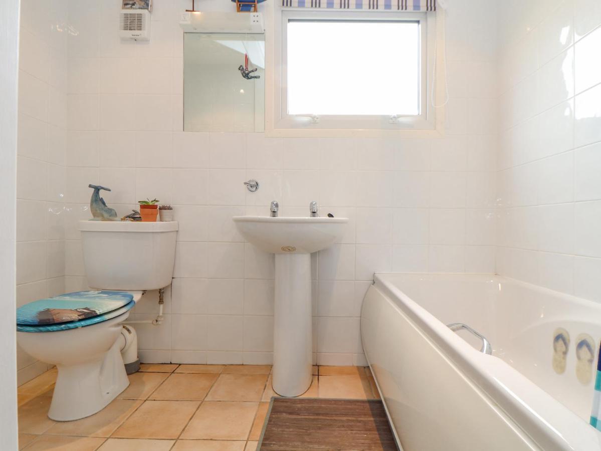 Villa 29 Camelford Extérieur photo